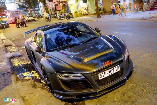 Audi R8