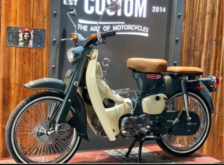 Độ Honda Cub 81 về dáng Cub C100