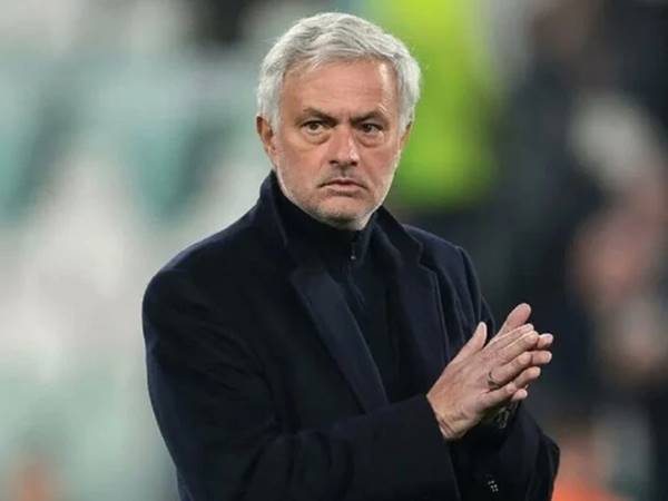 Bóng đá tối 20/6: Mourinho chia sẻ quan điểm về đội trưởng và người lãnh đạo