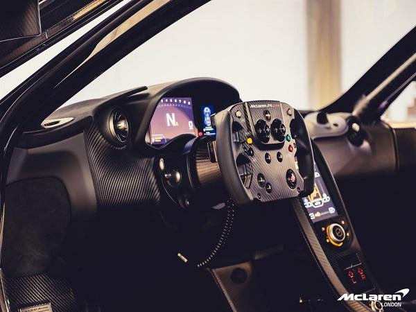 Siêu xe Mclaren p1 được thiết kế tập trung vào người lái