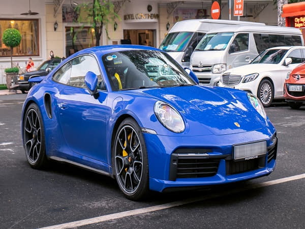 Porsche 911 Turbo S - Sự kết hợp của tốc độ và lịch lãm